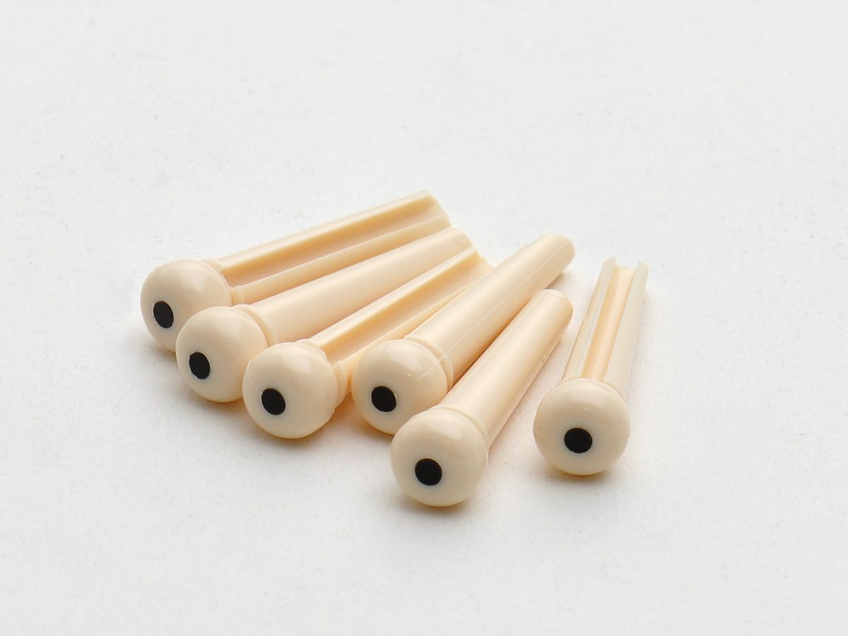 Göldo bridge pins imitation ivory