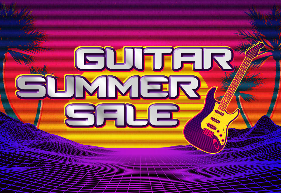 Retro-Synthwave-Grafik im 80er-Jahre-Stil mit Sonnenuntergang, Palmen, E-Gitarre und dem Text ‚Guitar Summer Sale‘.