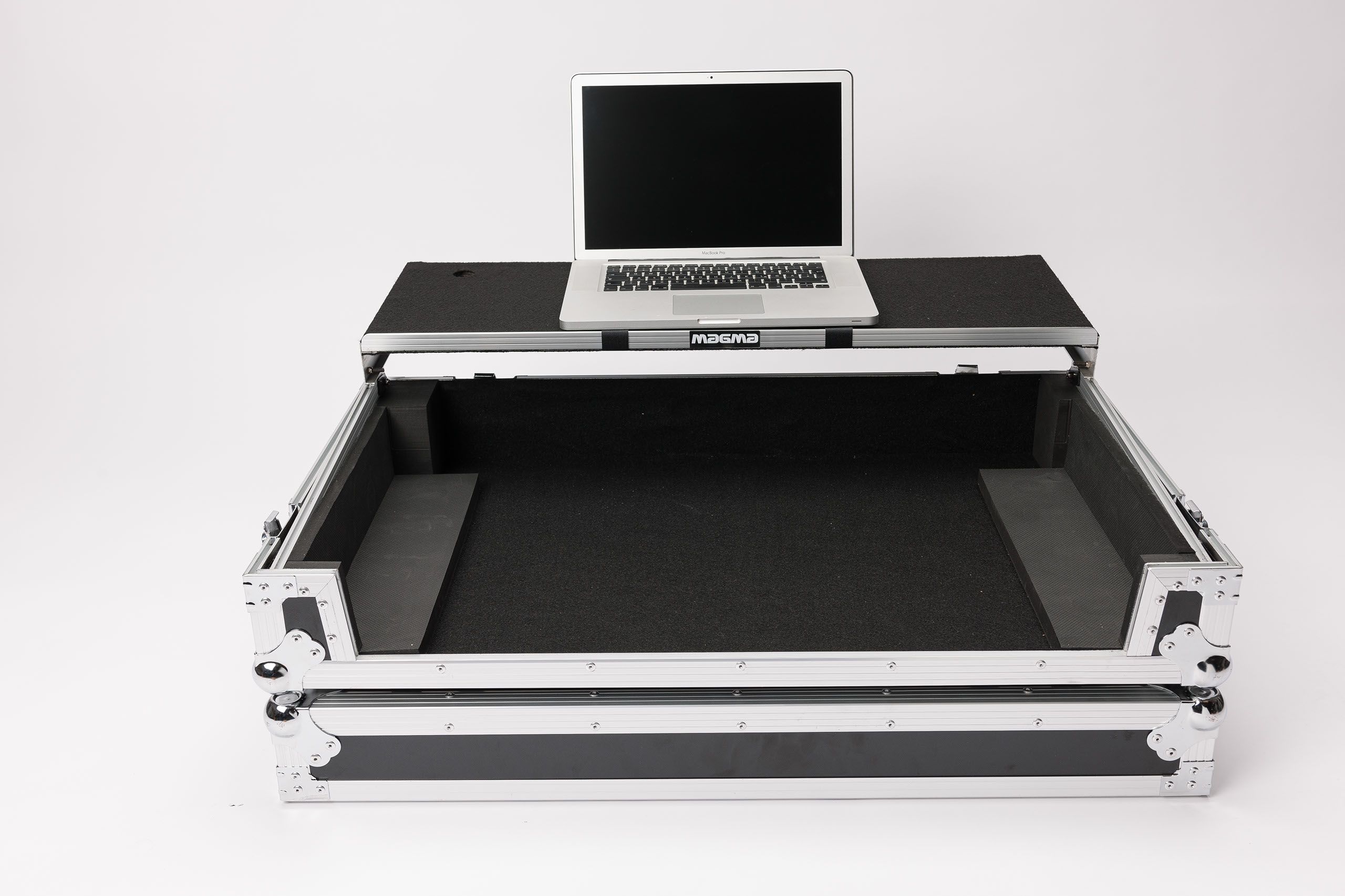 Magma DJ-Controller Workstation Four Magma DJ-Controller Workstation Four