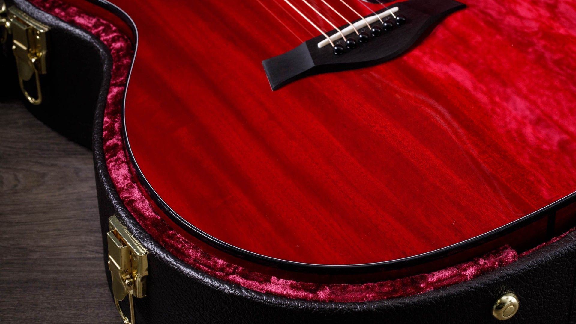 Taylor 224ce Deluxe LTD Trans Red – Bild 5