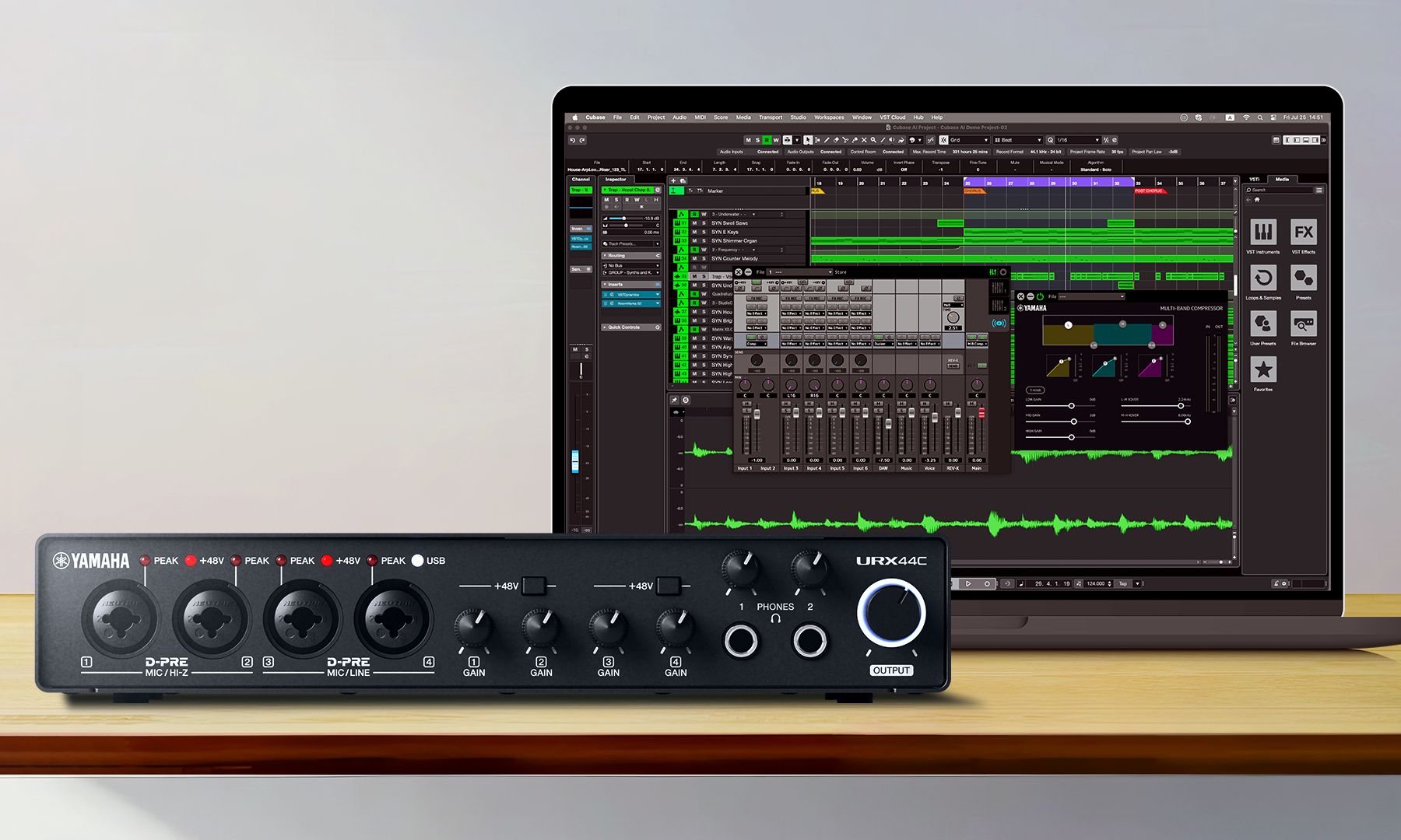 Yamaha URX44C – Bild 3