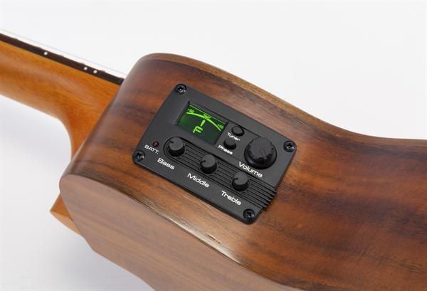 Volt Ukulele Lana'i Konzert EQ (massiv Koa)  – Bild 7