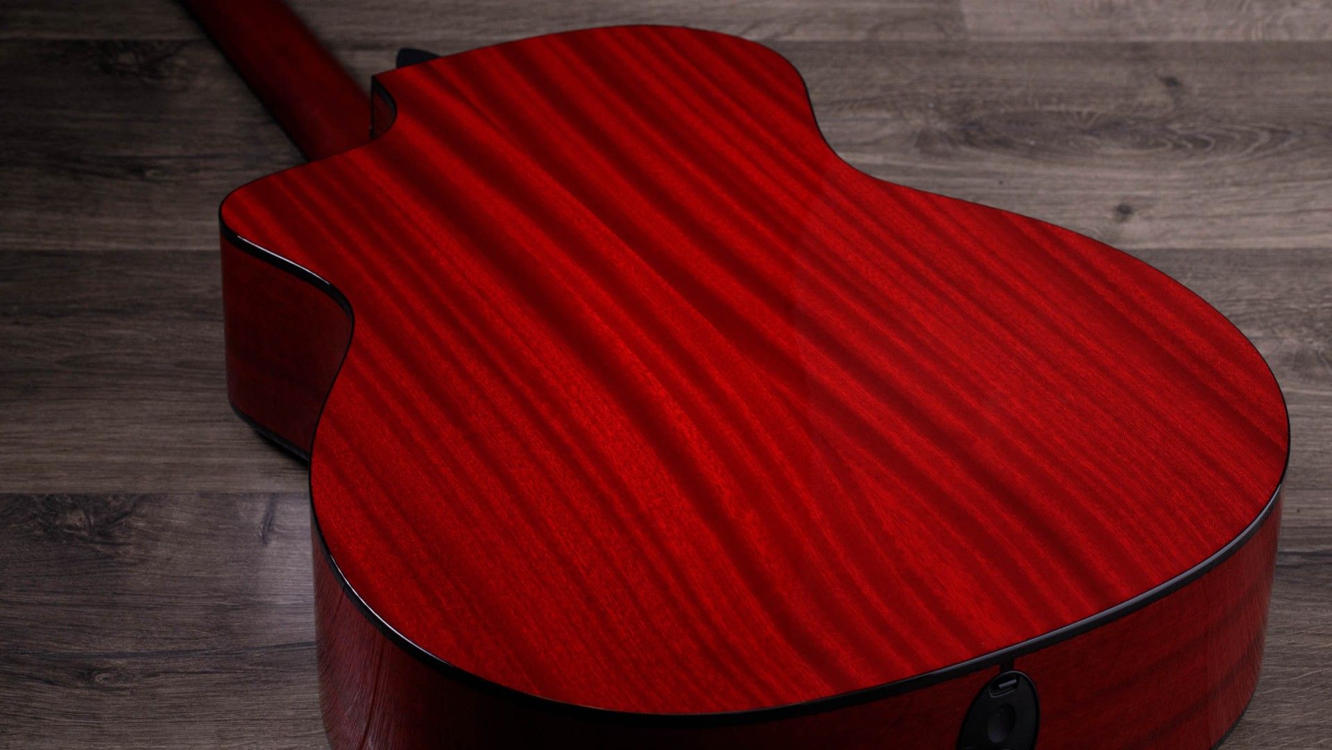 Taylor 224ce Deluxe LTD Trans Red – Bild 4