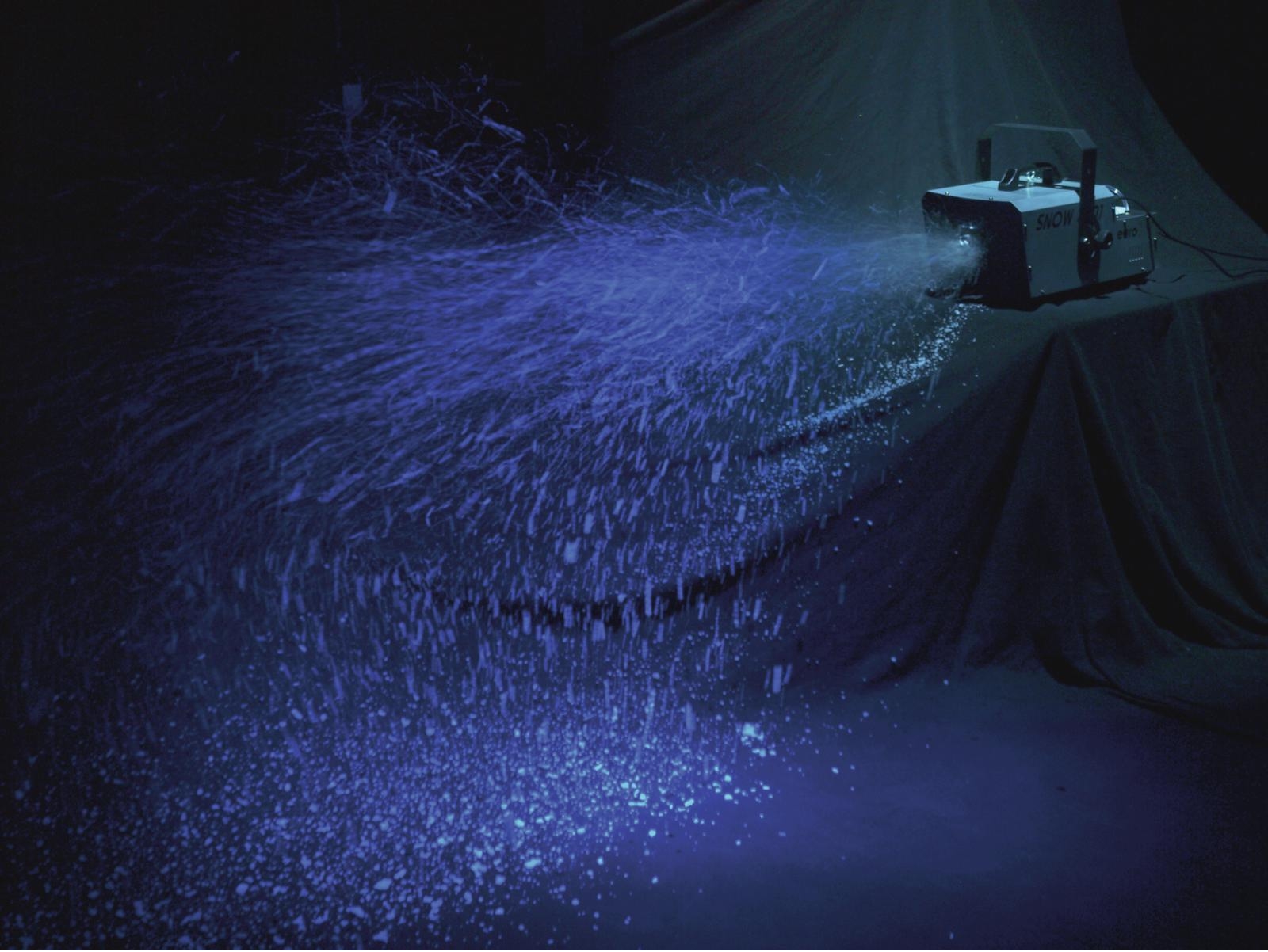 Eurolite Snow 6001 snow machine – Bild 4