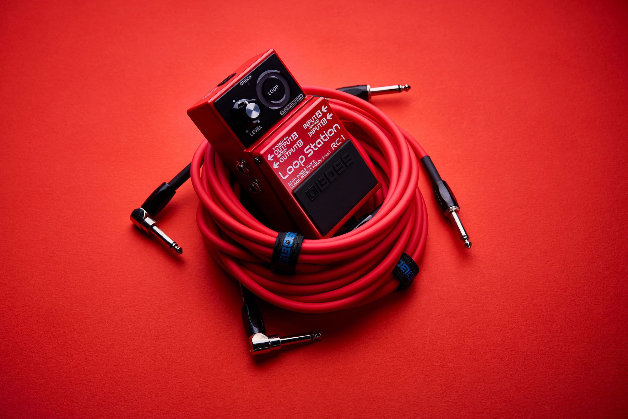Boss Kabel BIC-10A-RD winkel/gerade Red 3m