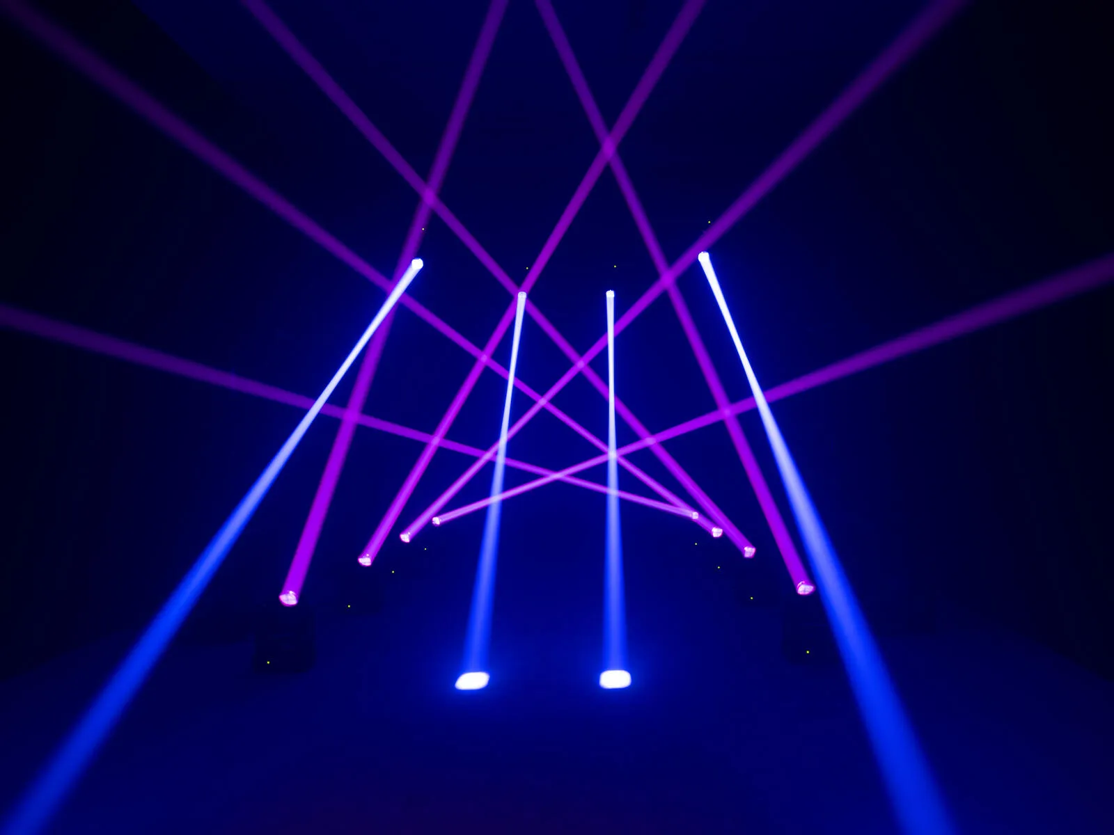 Eurolite LED TMH-B90 Moving Head Beam – Bild 8