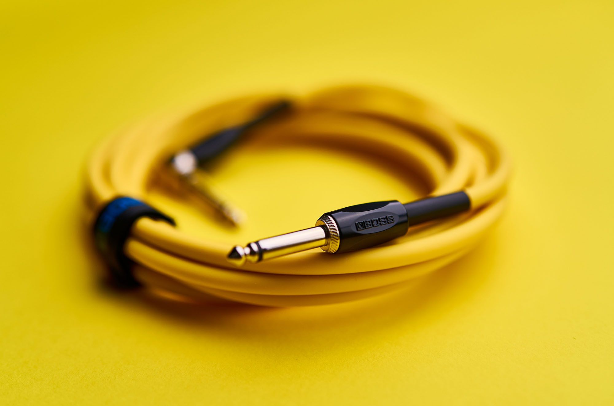 Boss Kabel BIC-10A-YL winkel/gerade Yellow 3m