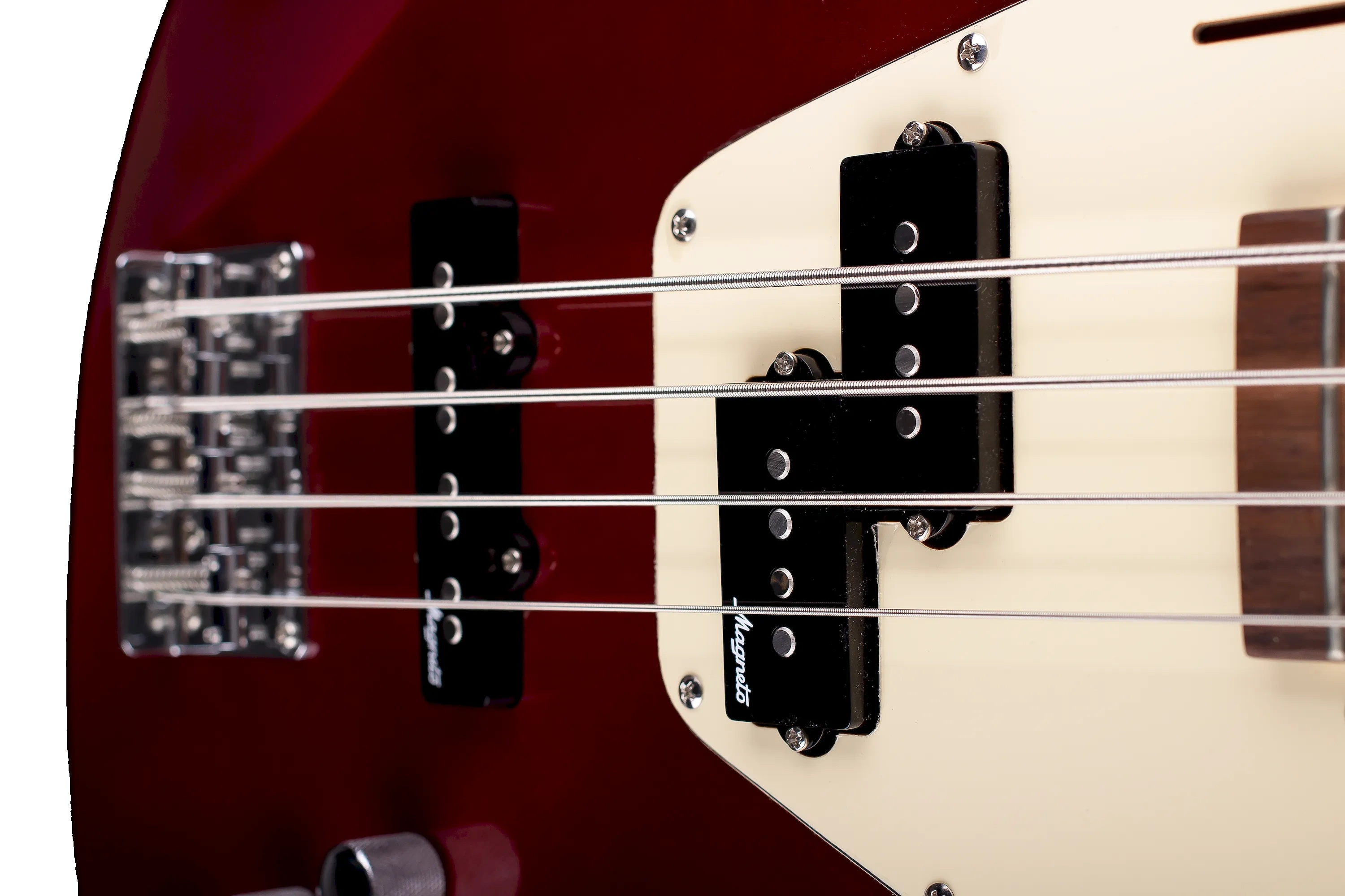 Magneto Ruby Bass RB-3000 Metallic Red – Bild 4
