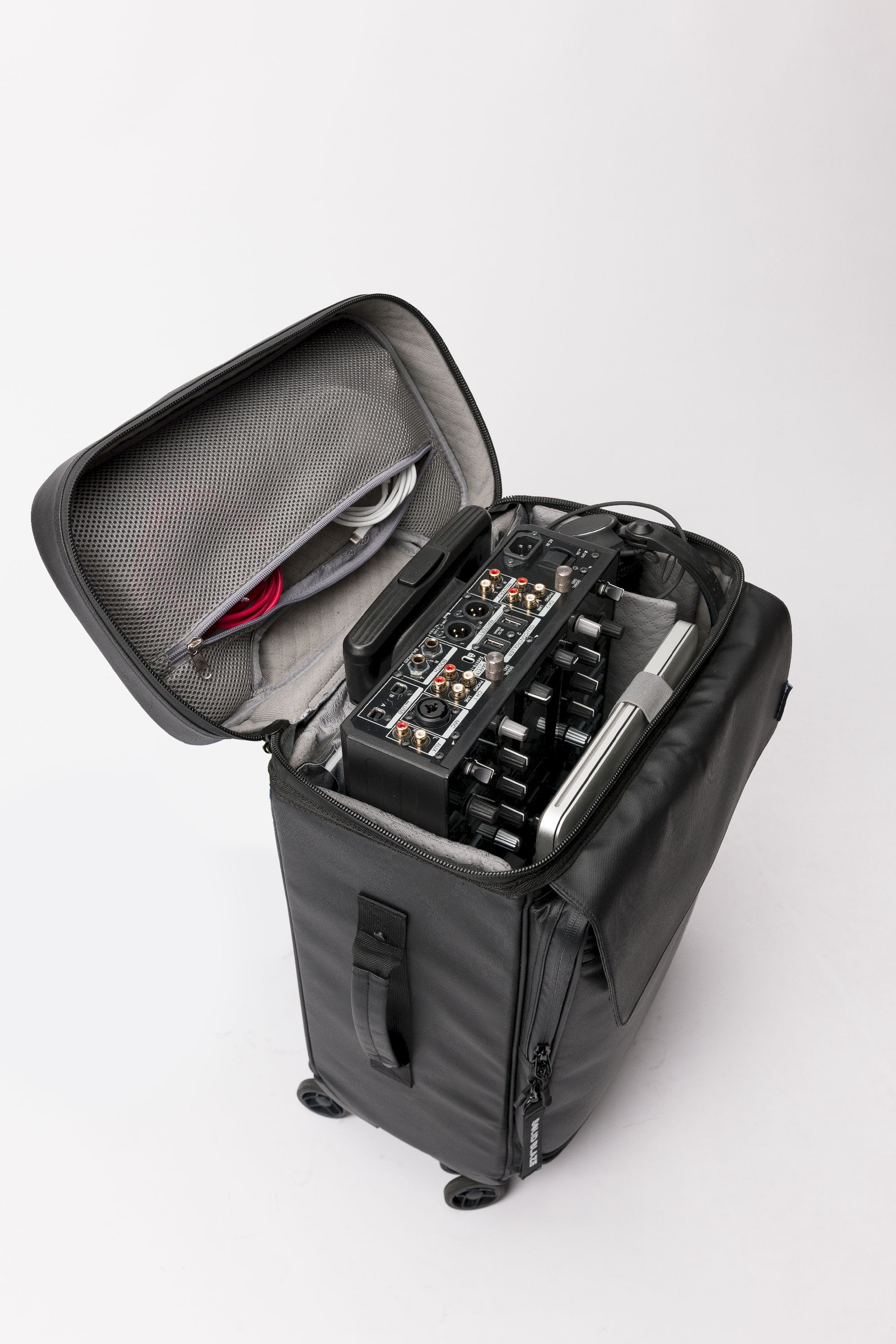 Magma Solid Blaze Cabin Trolley 