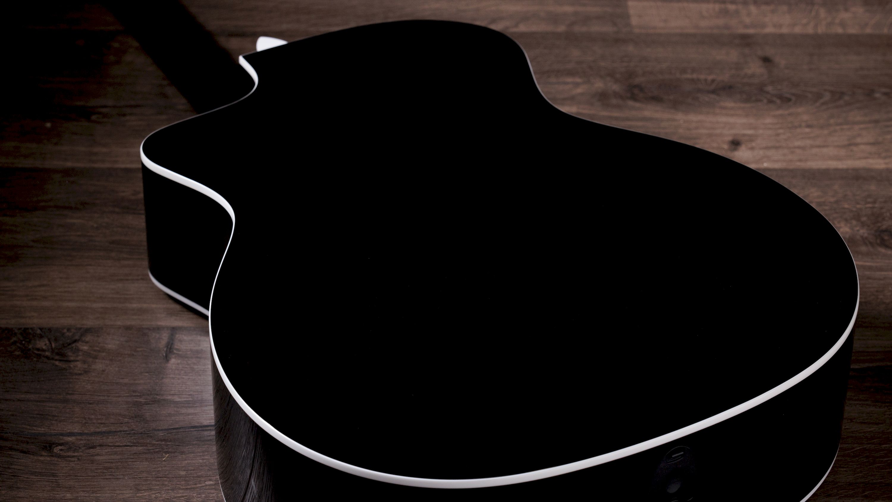 Taylor 214ce Plus Special Edition Trans Blue – Bild 4
