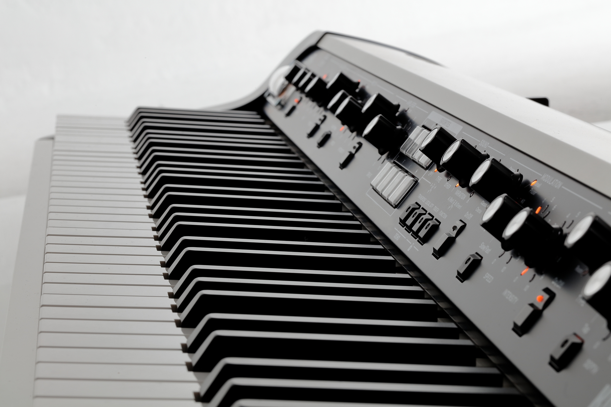 Korg SV2-73 S