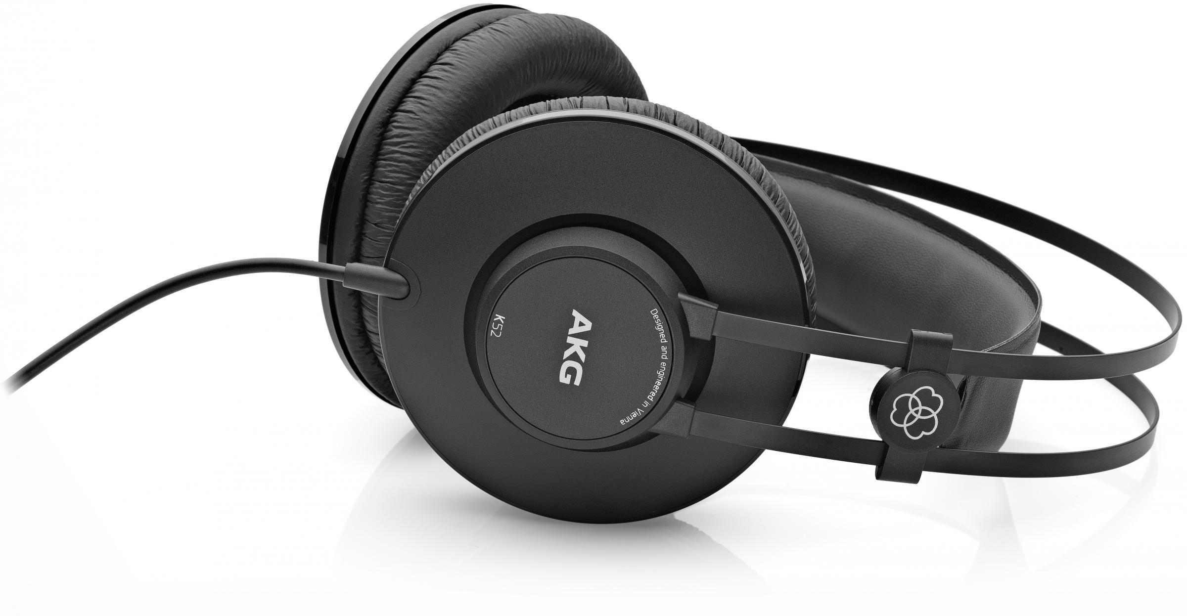 AKG K52