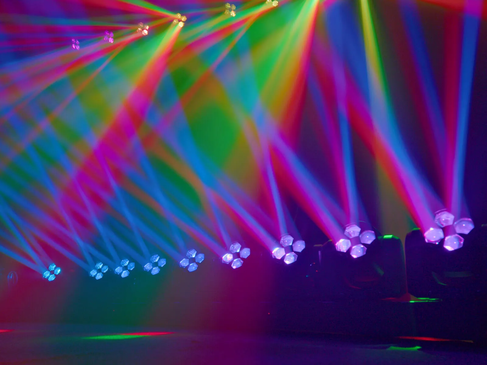 EUROLITE LED TMH Bar H240 Moving Head Beam/Flower – Bild 9