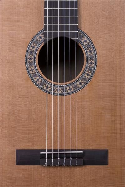 Volt Sevilla KG-6000 4/4 Offenporig Soundport (massiv Zeder/Nussbaum)