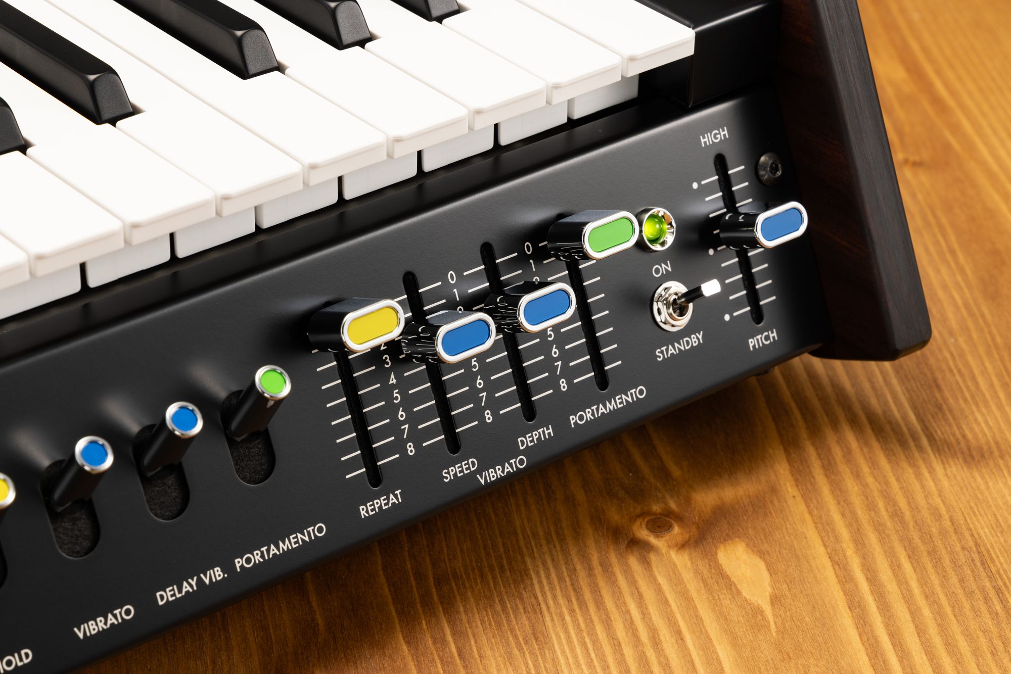 Korg miniKORG-700Sm – Bild 6