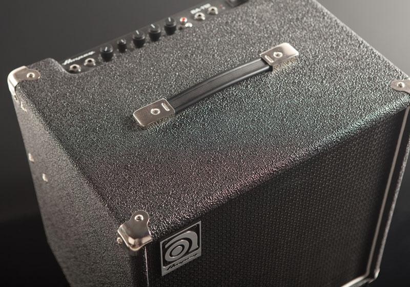 Abbildung von Bass Combo