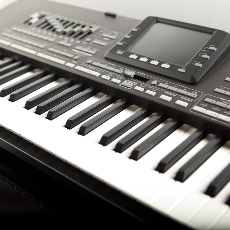 Illustration of Keyboard and Piano