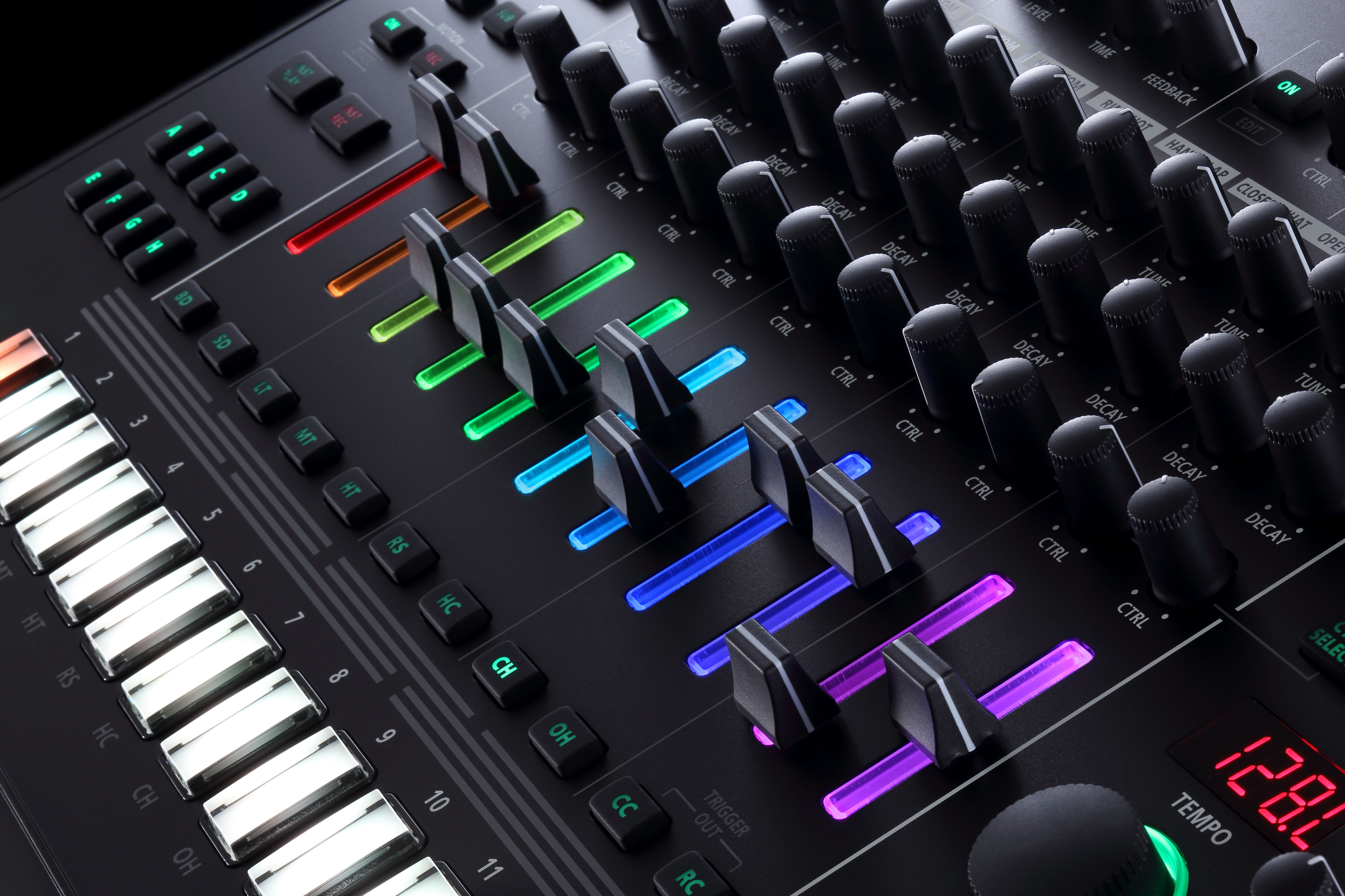 Roland TR-8S (Retoure) Roland TR-8S (Retoure)