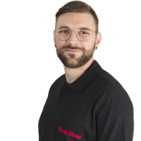 Max Schwarz, employee in the Keyboards, Pianos, and Synthesizers Department