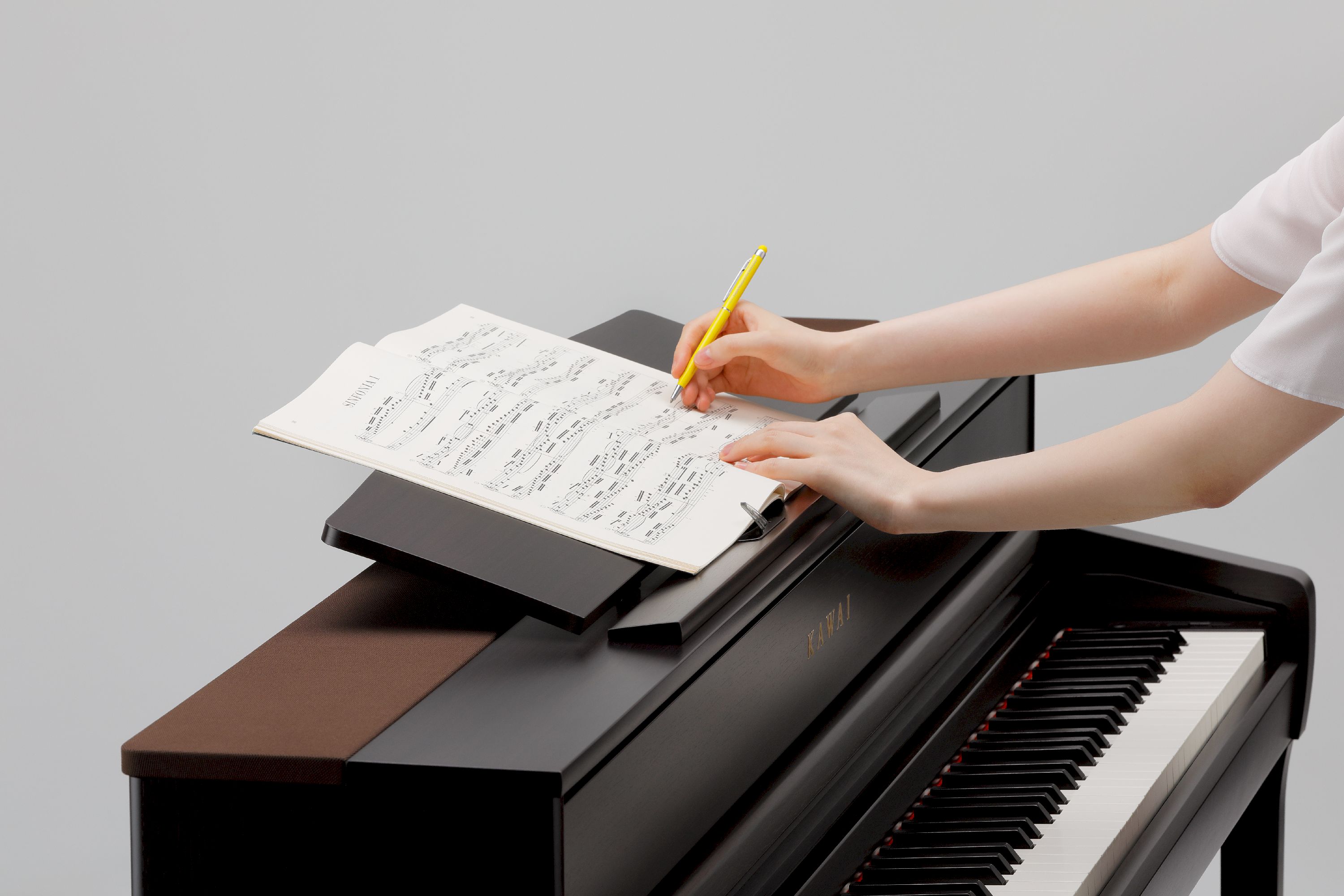 Kawai CA 701 R