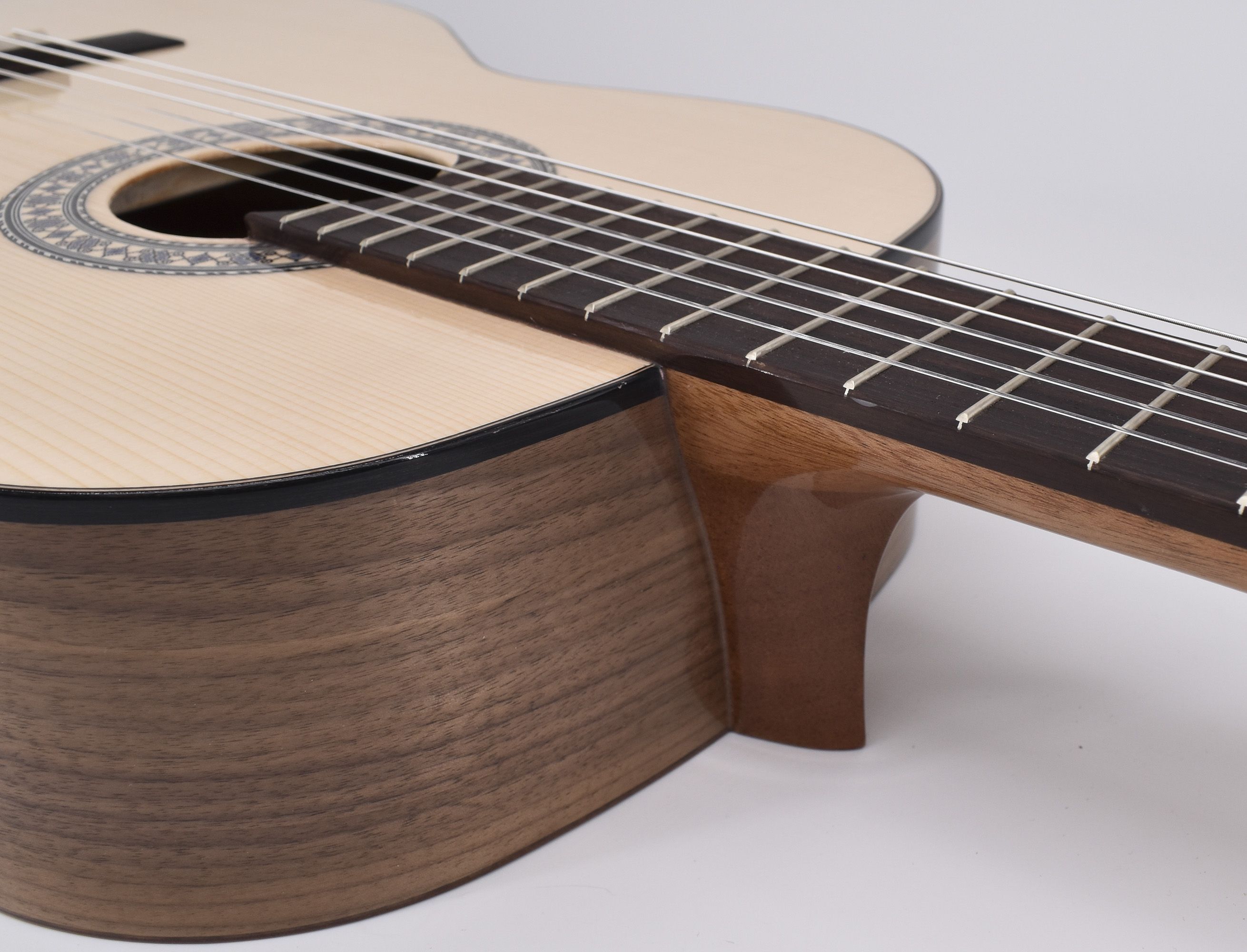 Volt Sevilla KG-5000 4/4 Hochglanz – Bild 5